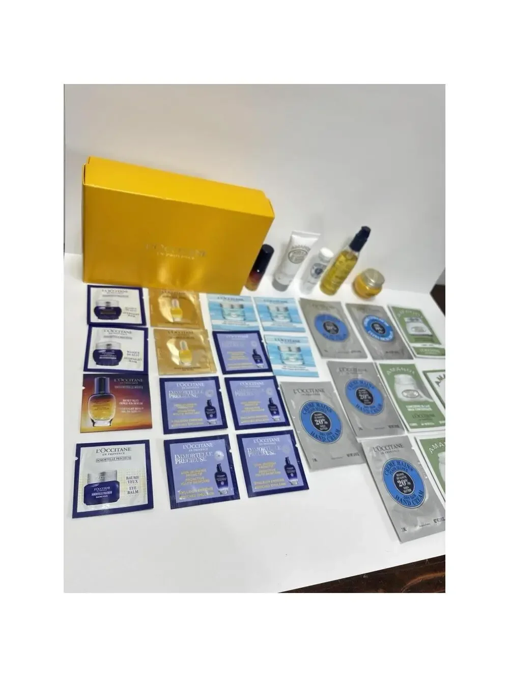 L'Occitane Best Sellers Gift Set 28pc Assorted Skincare Body Care New